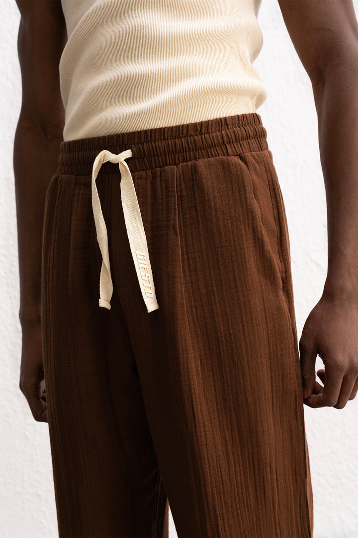 Giesto Pantalon marron avec détail de lacet - Marron