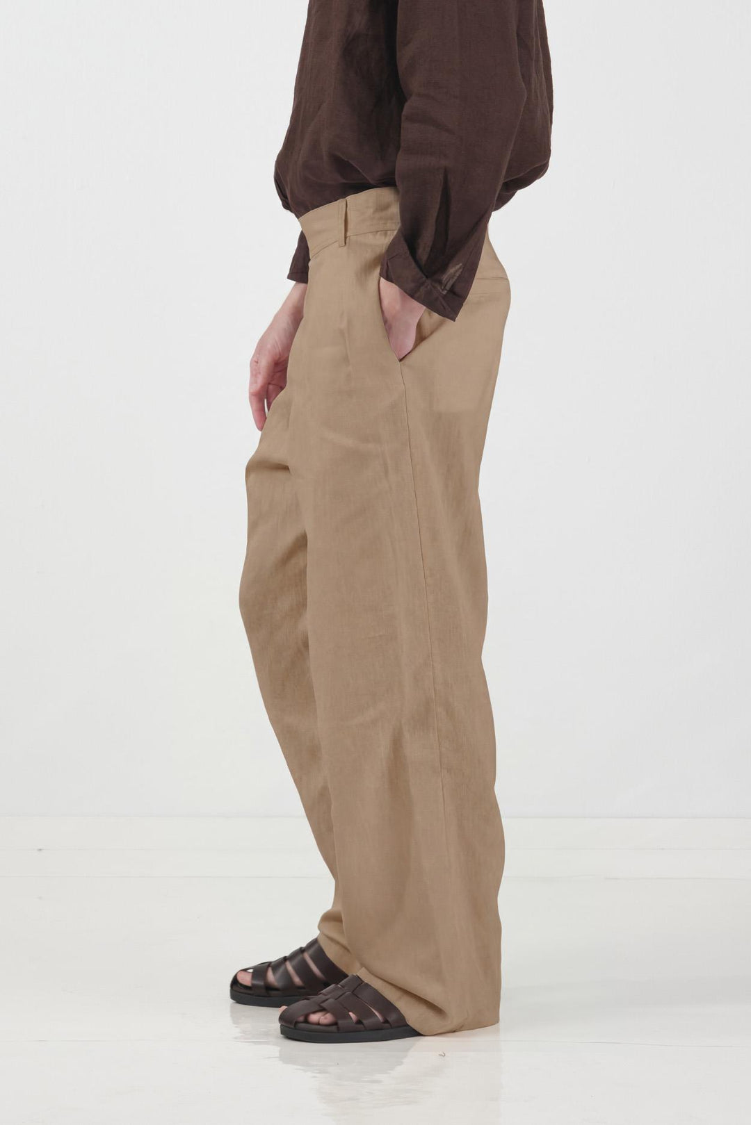Giesto Pantalon en lin tabac à double bouton tombant - Tabac
