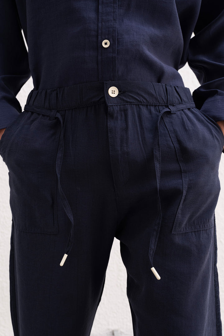 Giesto Pantalon jogger bleu marine à lacets - Bleu marine