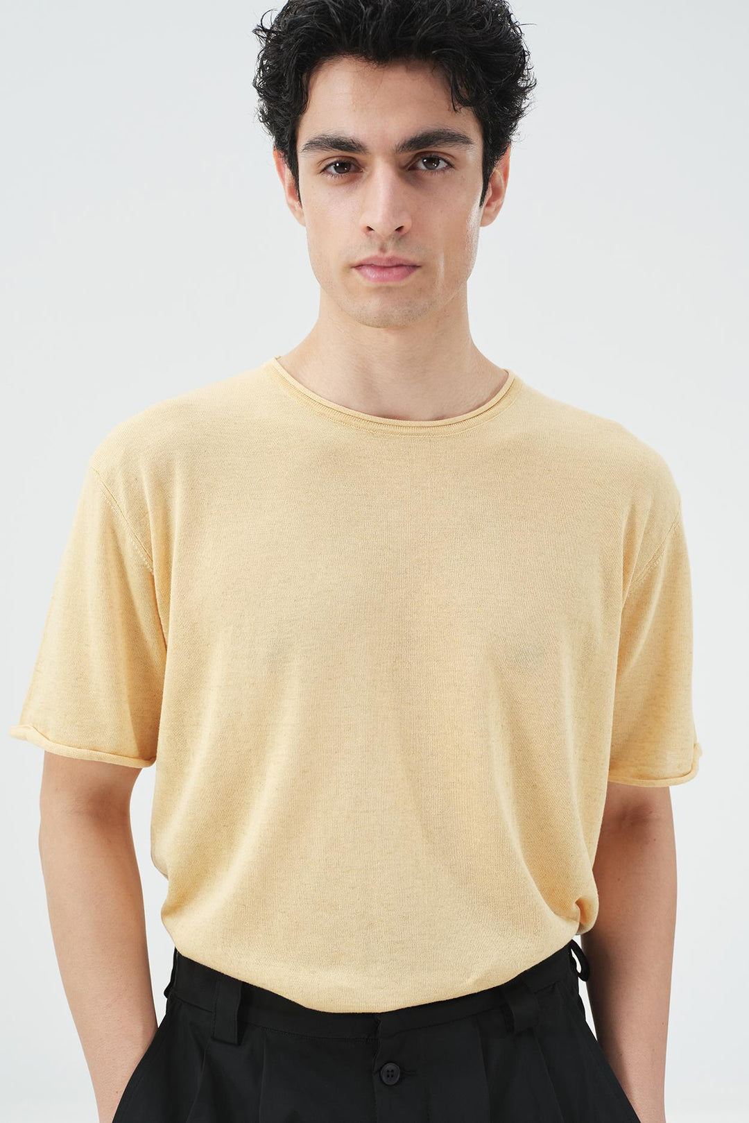 Giesto T-shirt en tricot en lin jaune - Jaune