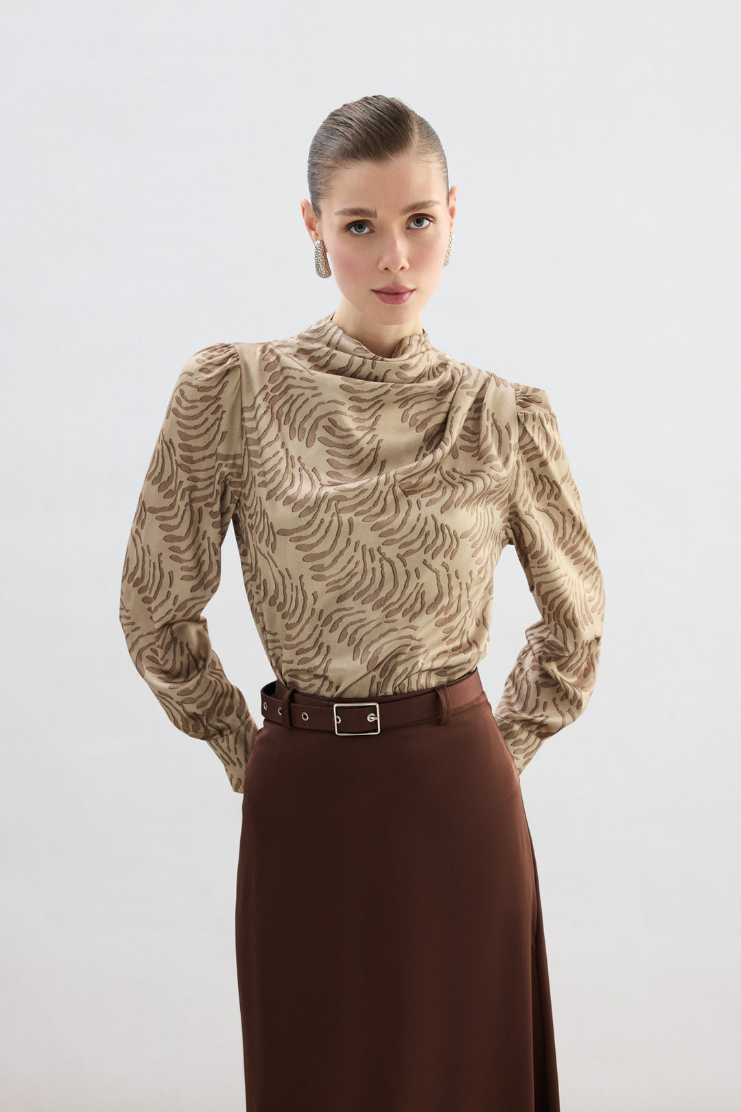Sateen Blouse imprimée avec détails drapés - Vison
