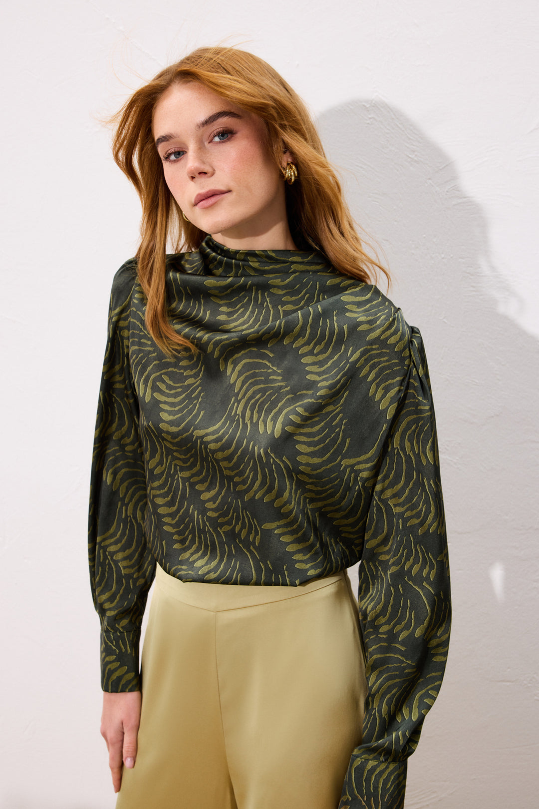 Sateen Blouse imprimée avec détails drapés - Vert
