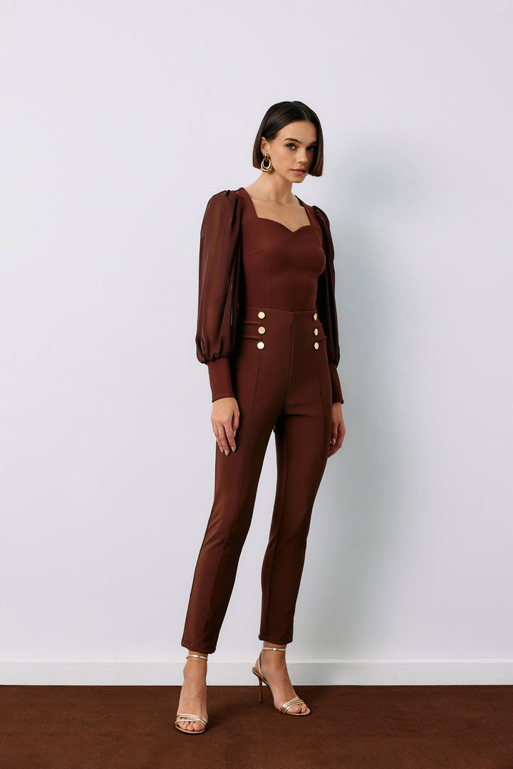 Sateen Pantalon à détails de boutons - Marron