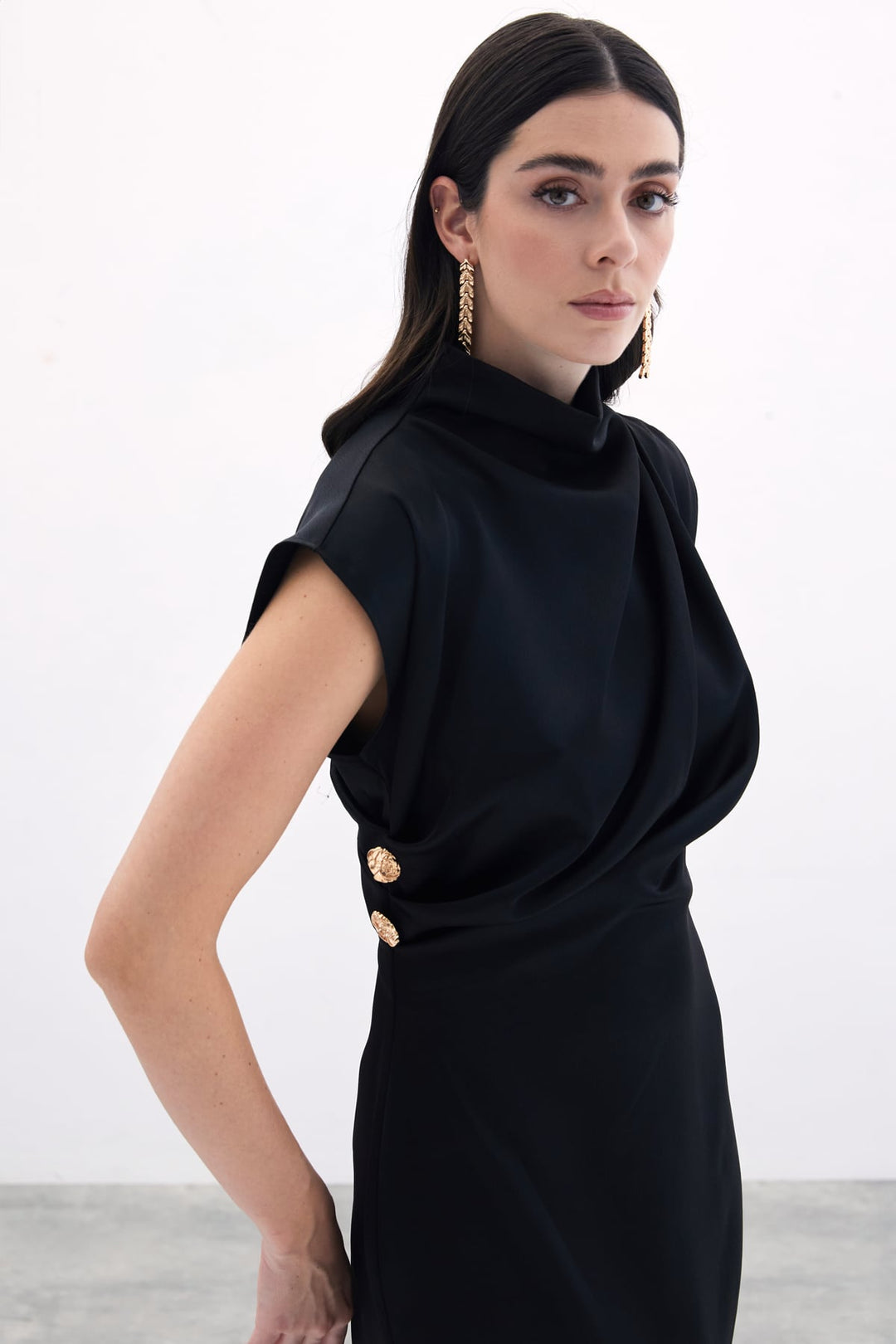 Sateen Robe Longue À Détails Boutonnés - Noir