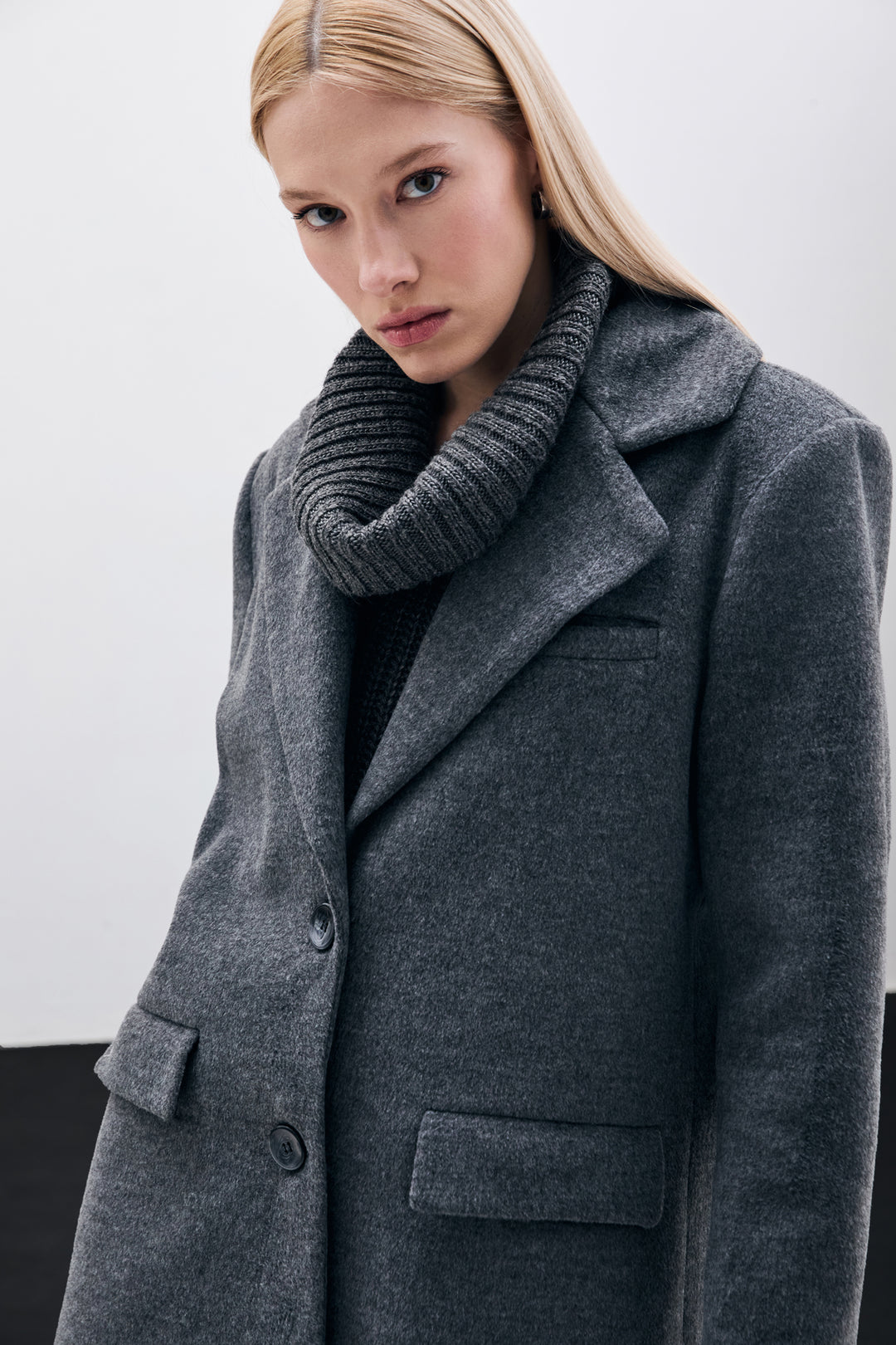 Sateen Veste en laine à boutons - Noir