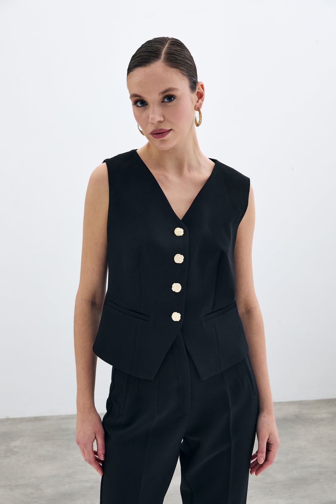 Sateen Gilet court à boutons - Noir