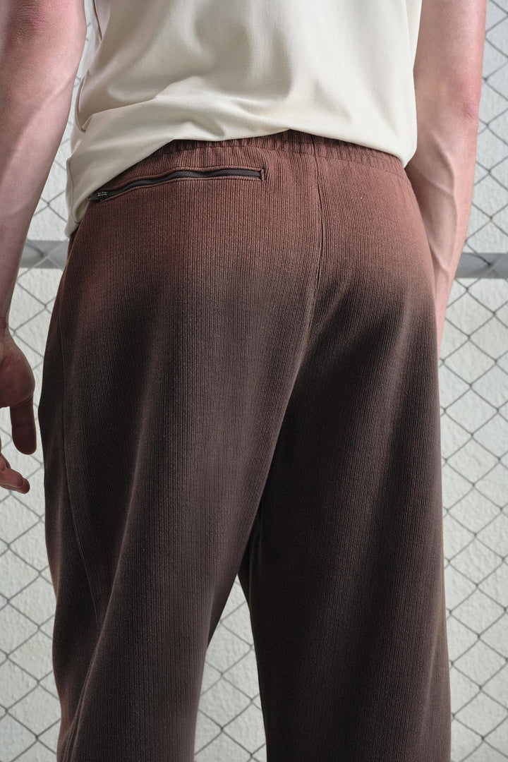 Giesto Pantalon marron avec détails logo effet - Marron