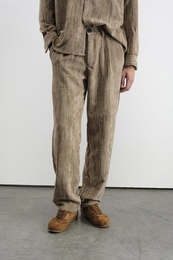 Giesto Pantalon marron en velours plissé effet - Marron