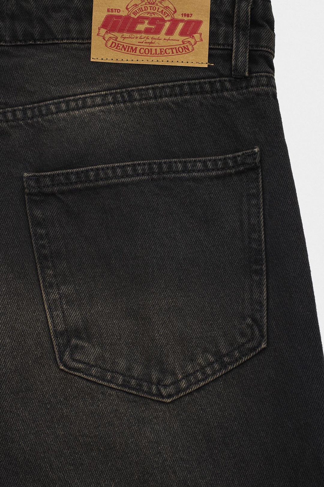 Giesto Jean flare effet noir - Noir