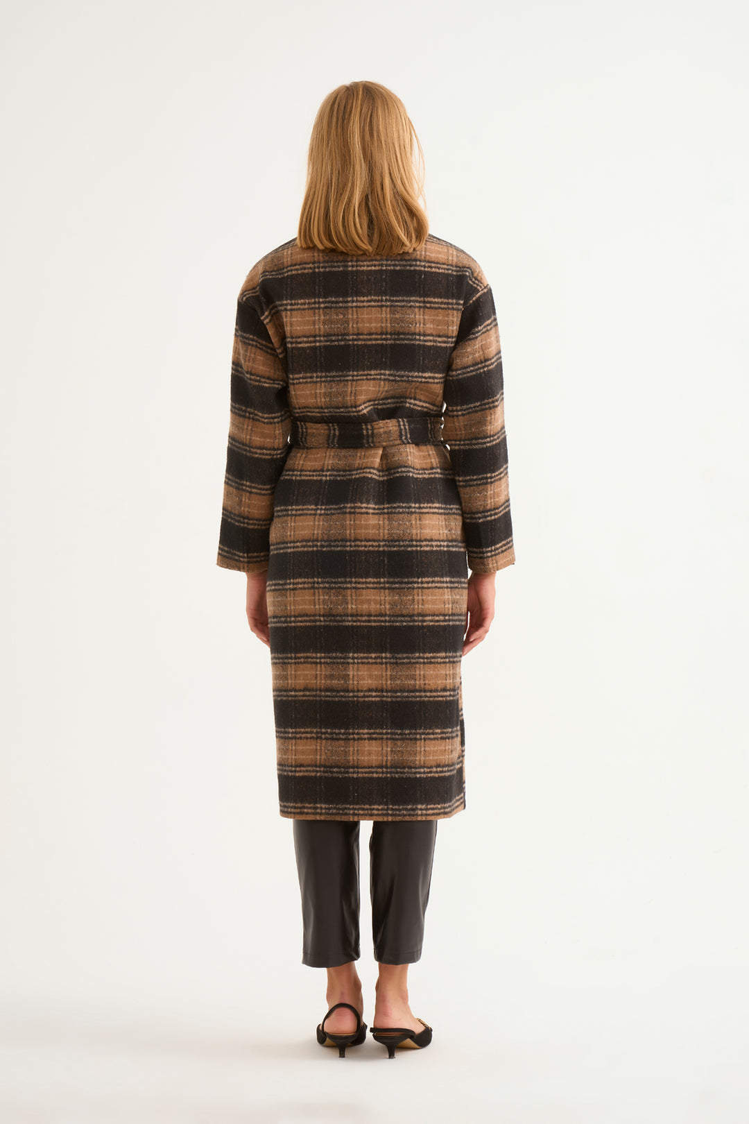 Sateen Manteau ceinturé à motif écossais - Noir / Camel