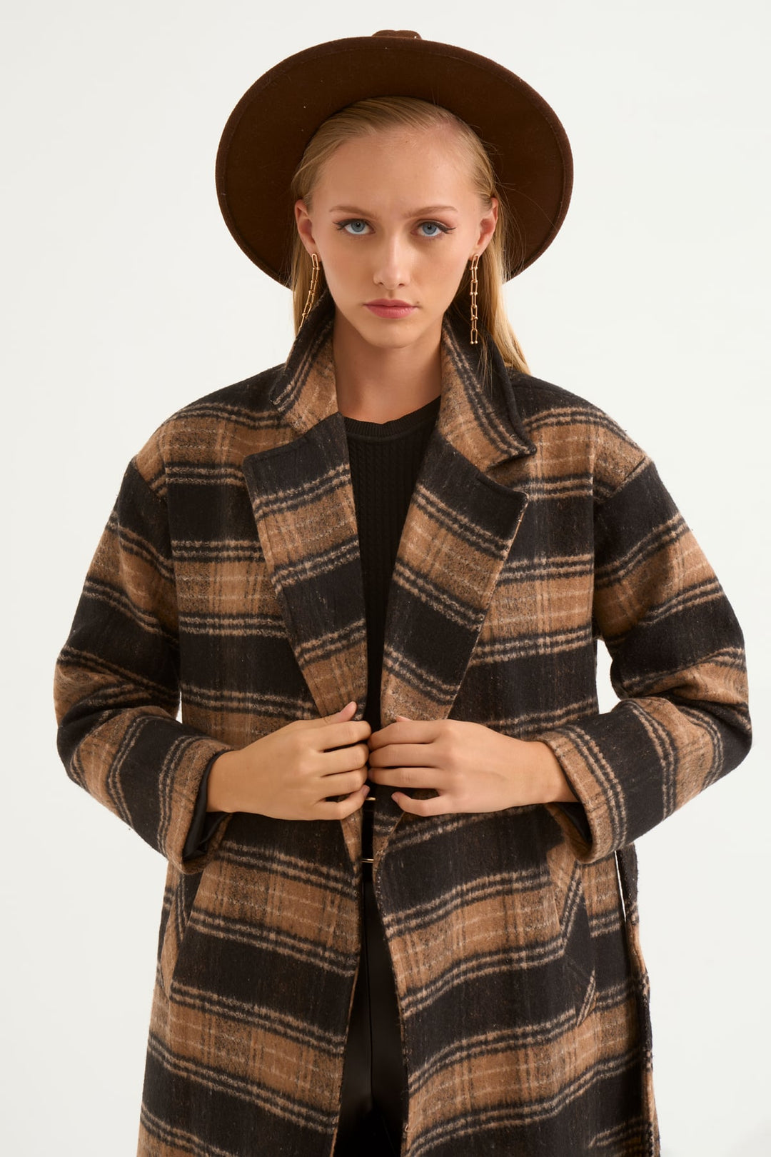 Sateen Manteau ceinturé à motif écossais - Noir / Camel