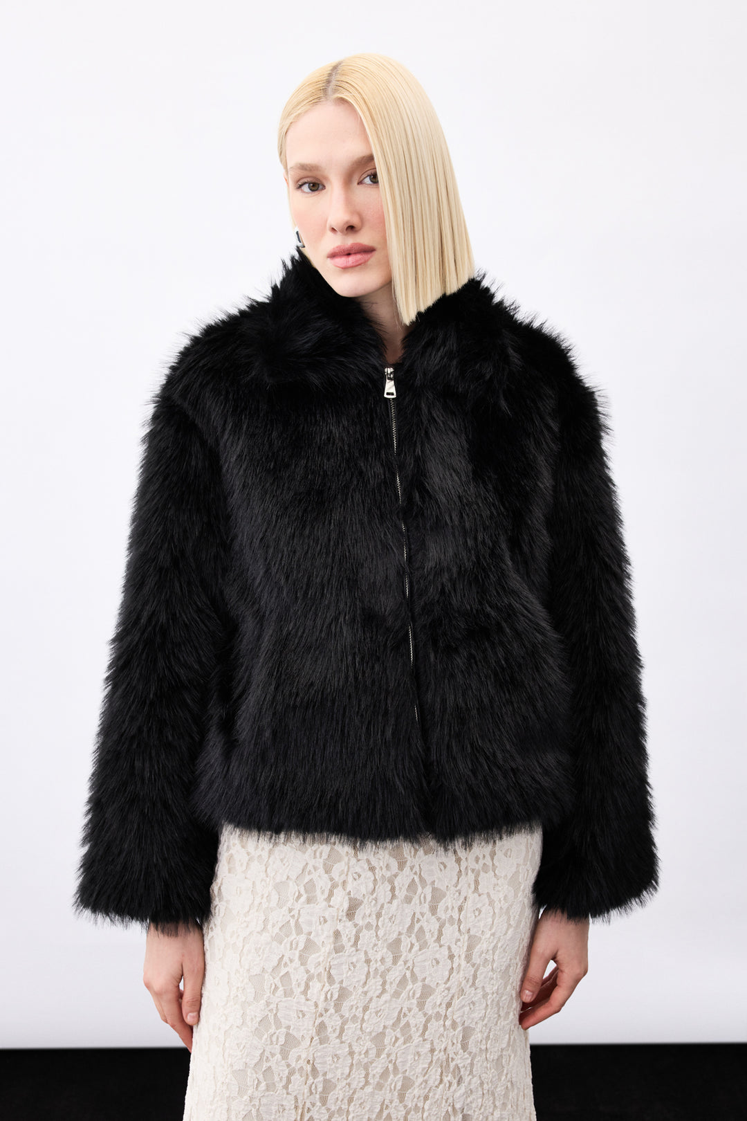 Sateen Veste en fourrure zippée - Noir