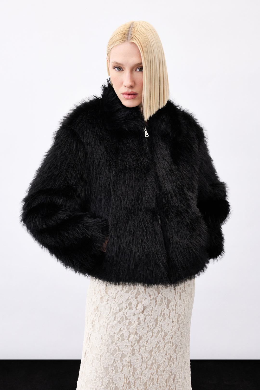 Sateen Veste en fourrure zippée - Noir