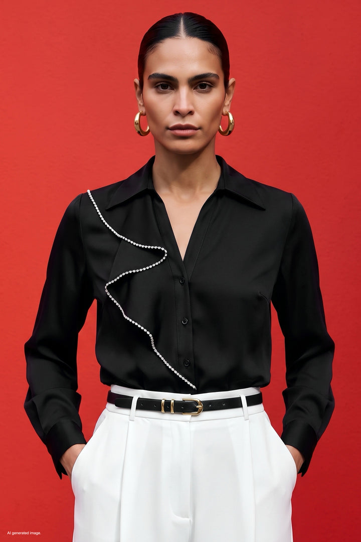 Sateen Chemise avec Détails Volants et Accessoires - Noir