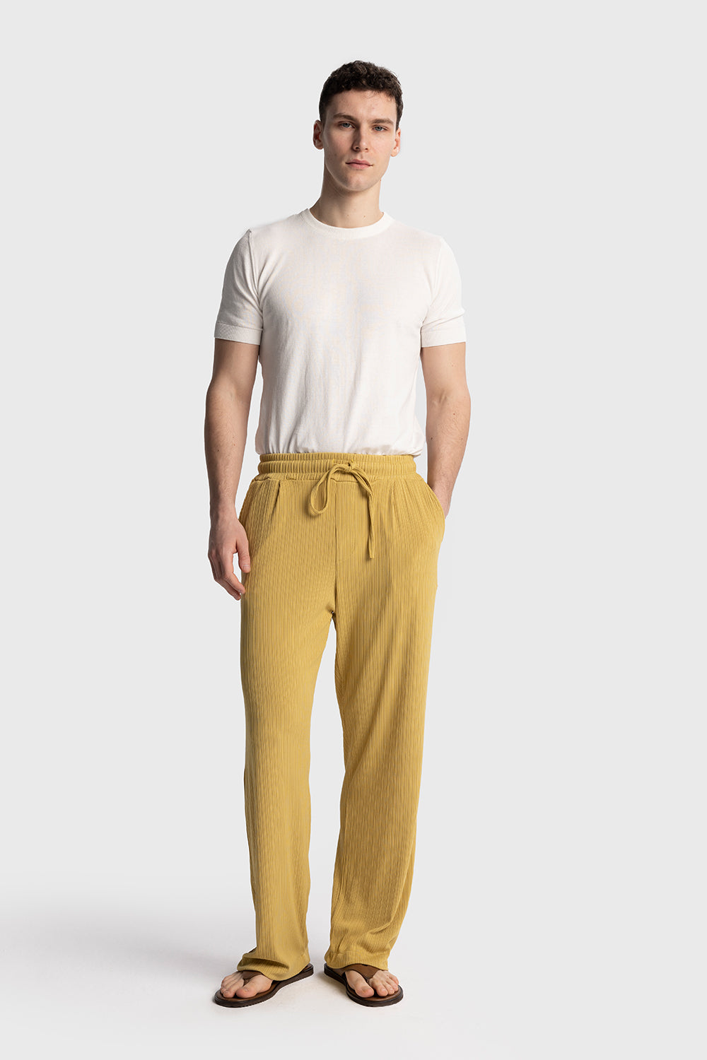 Giesto Pantalon basique côtelé - Jaune