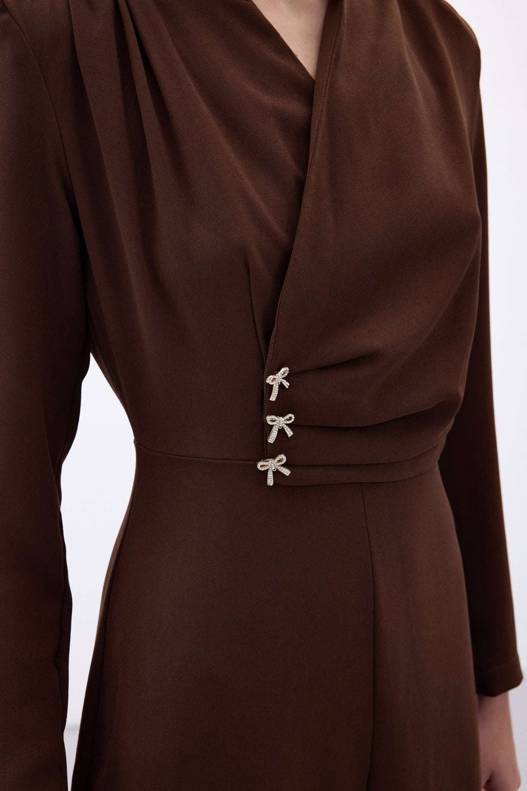 Sateen Combinaison Crêpe avec Accessoire Nœud - Marron