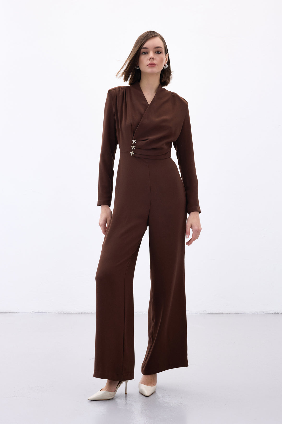 Sateen Combinaison Crêpe avec Accessoire Nœud - Marron