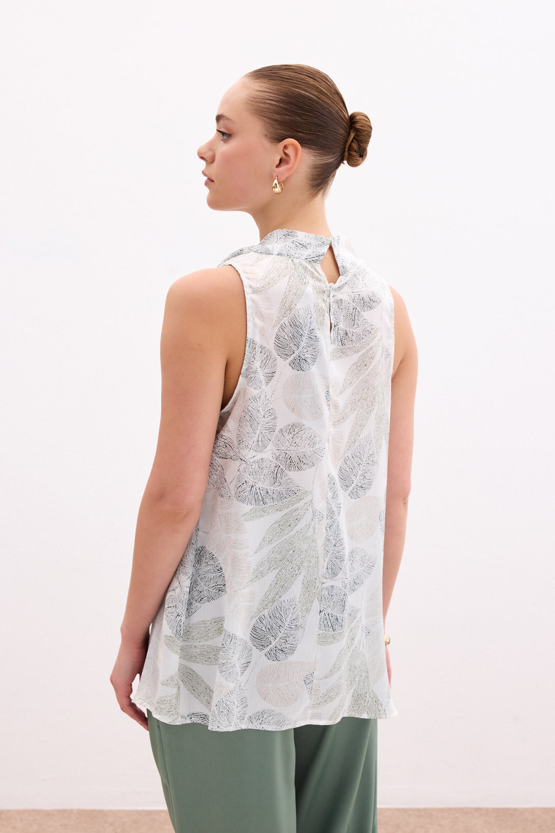 Sateen Blouse à motif avec foulard - Kaki