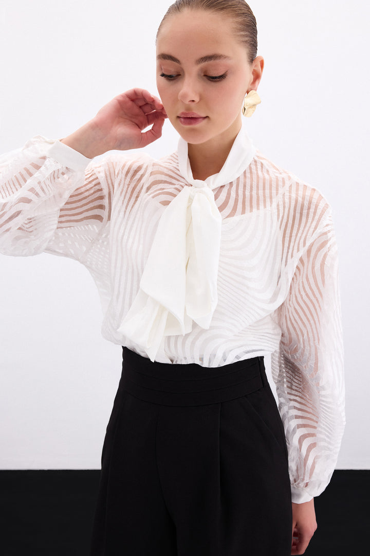 Sateen Chemise à Motifs Zebra avec Foulard - Écru