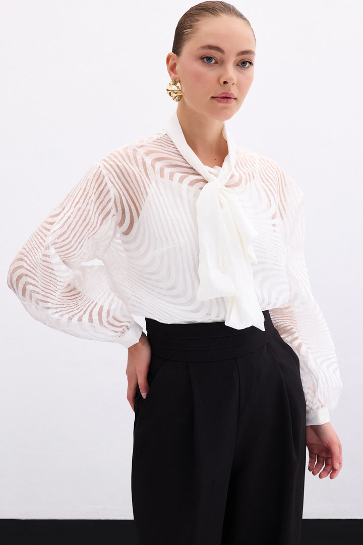 Sateen Chemise à Motifs Zebra avec Foulard - Écru