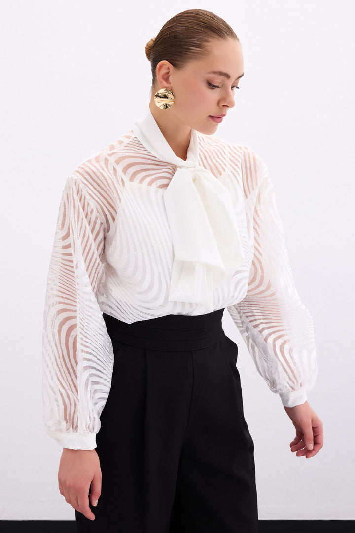 Sateen Chemise à Motifs Zebra avec Foulard - Écru