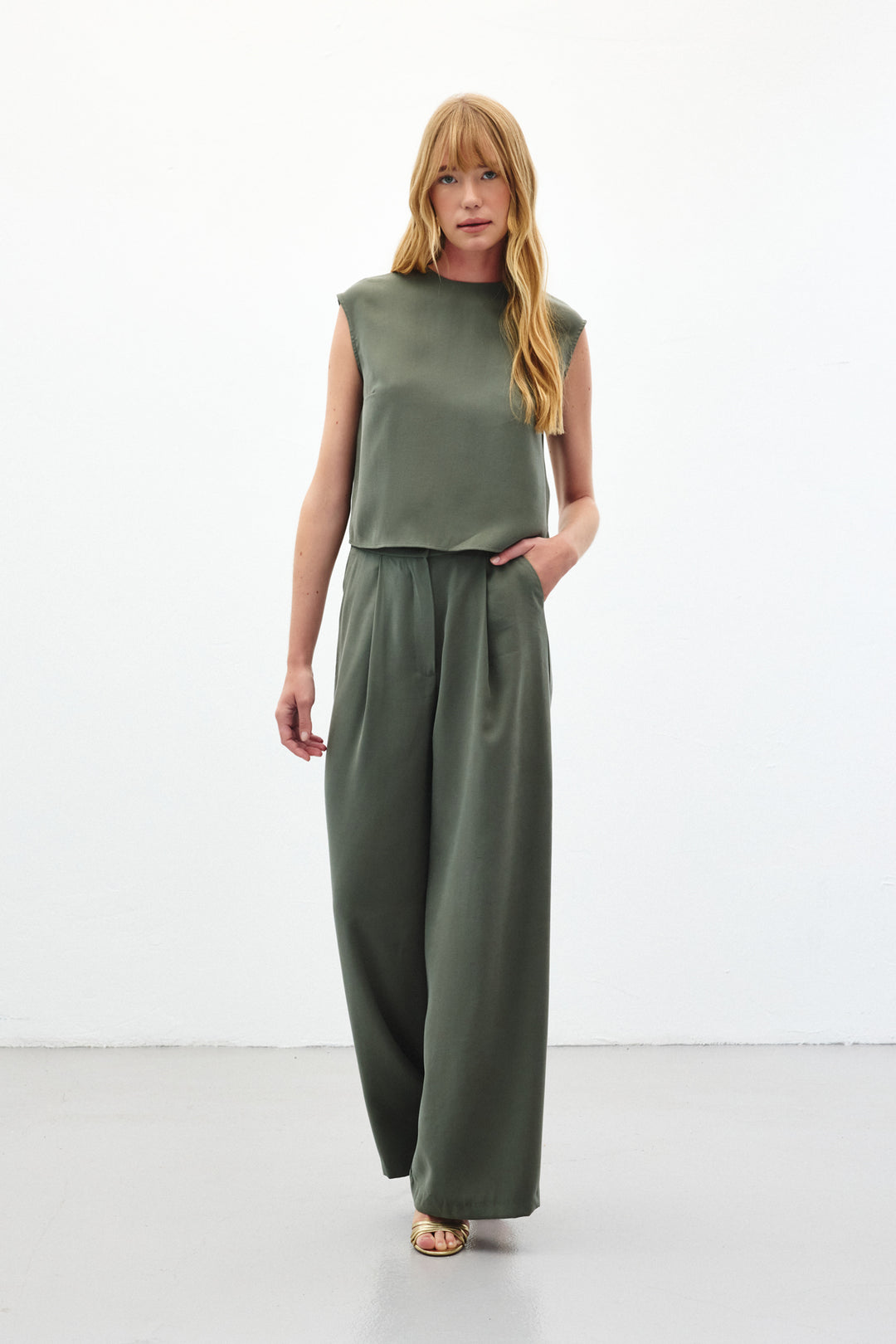 Sateen Pantalon à jambes larges - Kaki