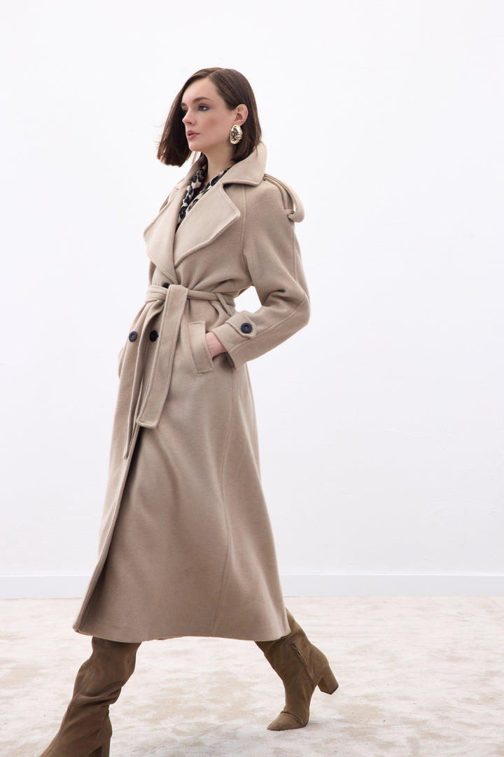 Sateen Manteau Long à Col Large - Beige
