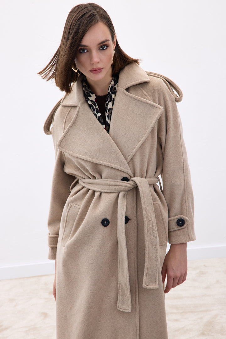 Sateen Manteau Long à Col Large - Beige