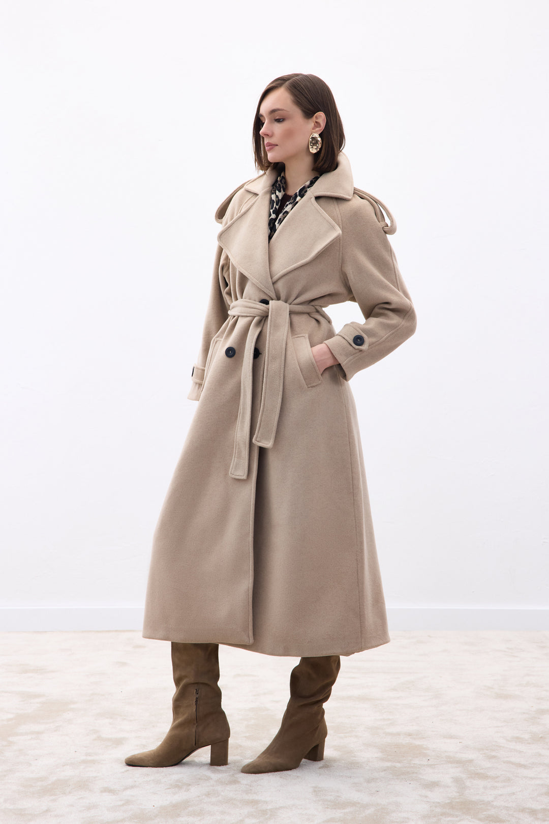 Sateen Manteau Long à Col Large - Beige