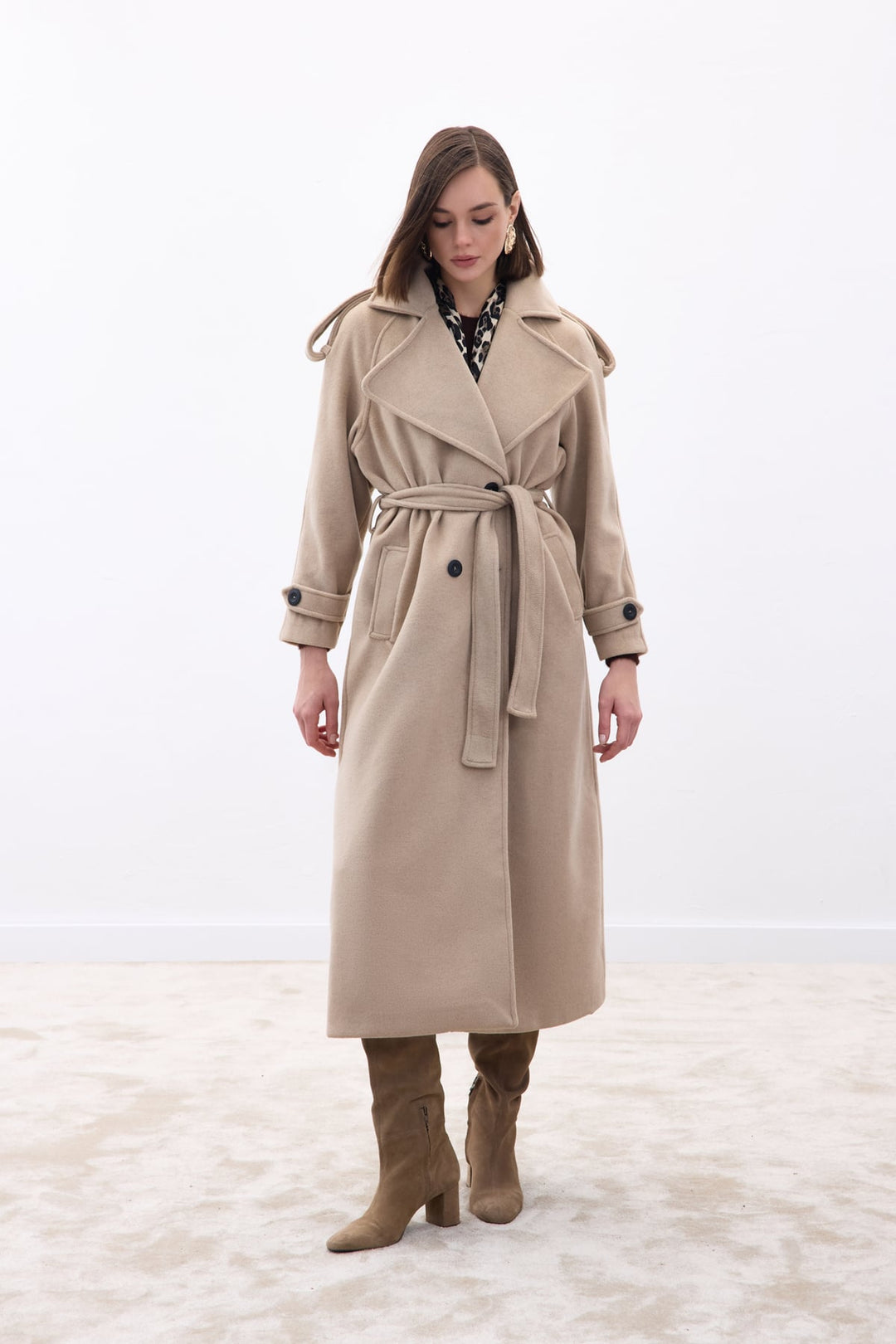 Sateen Manteau Long à Col Large - Beige