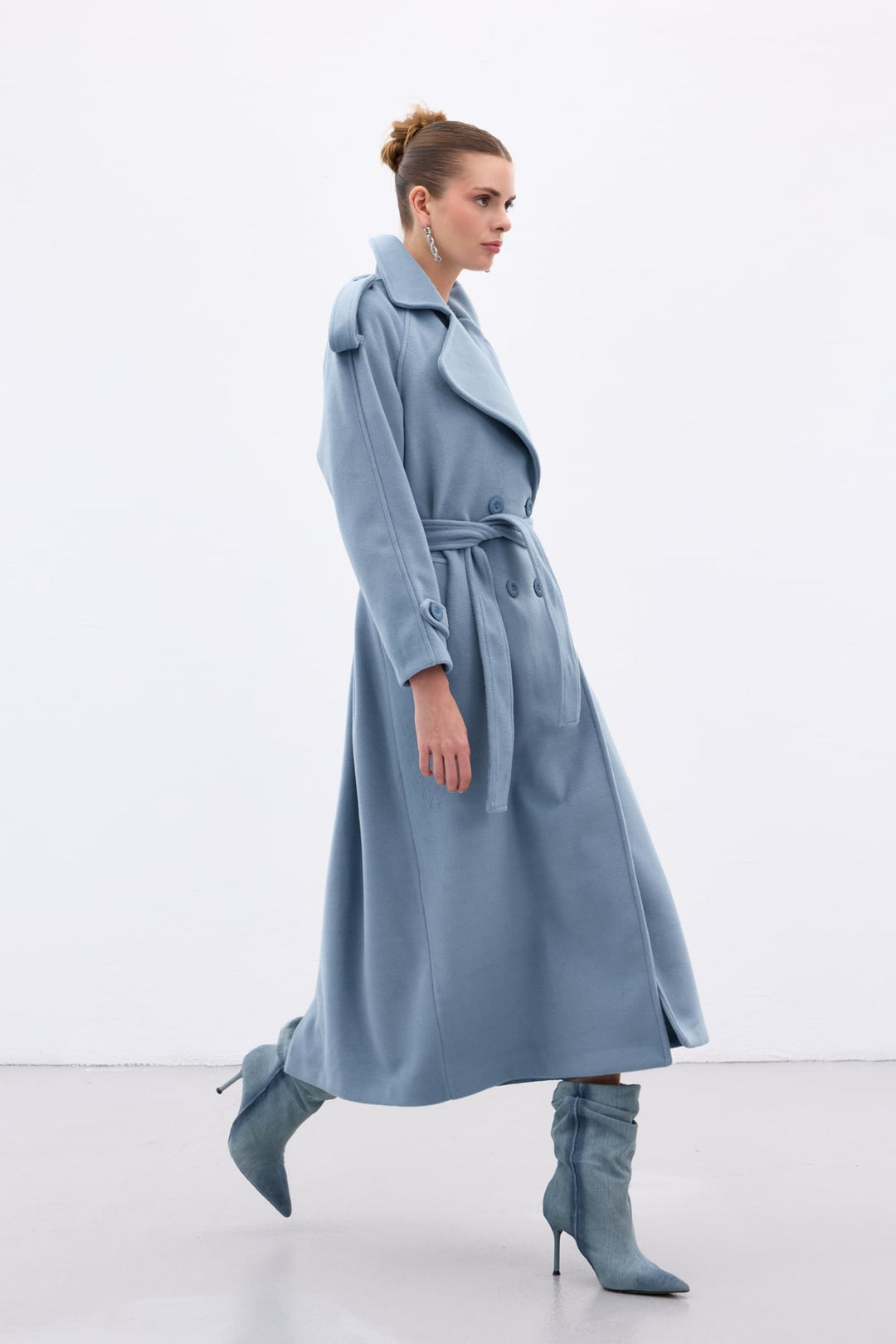 Sateen Manteau long à col large - Bleu