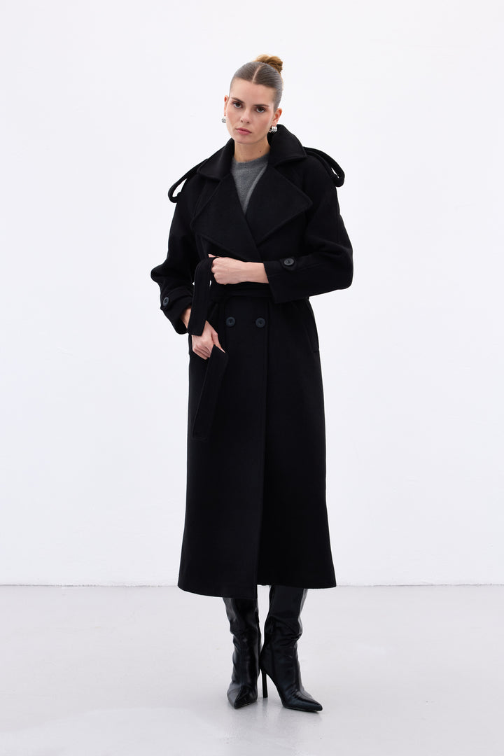 Sateen Manteau Long à Col Large - Noir