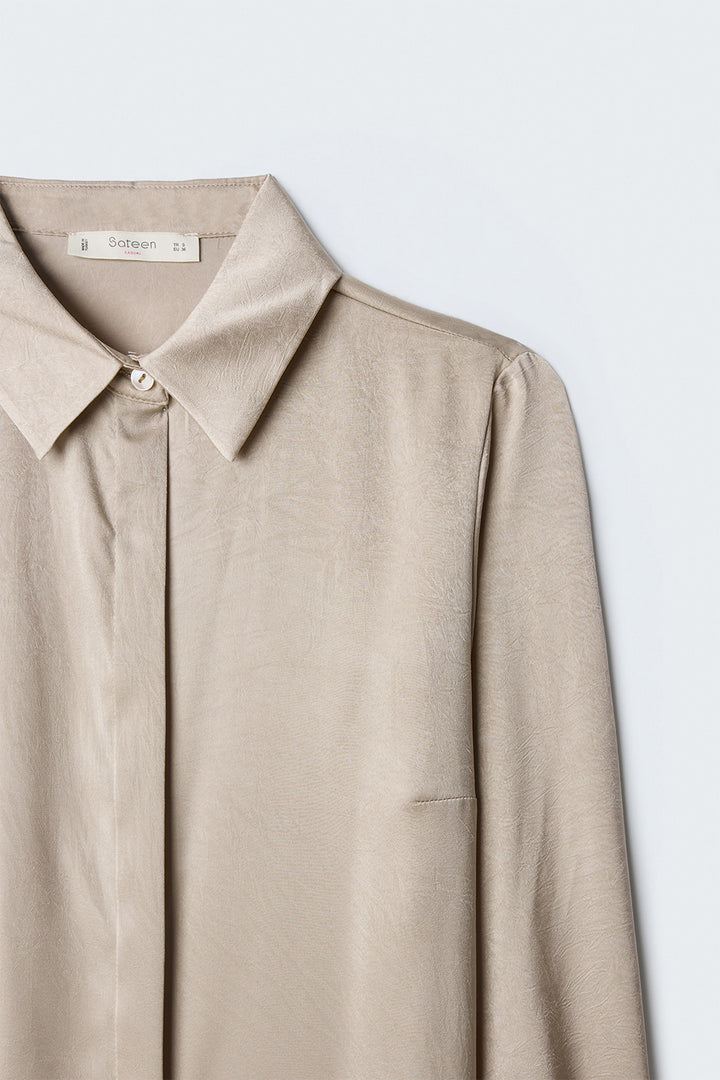 Sateen Chemise à patte cachée - Beige