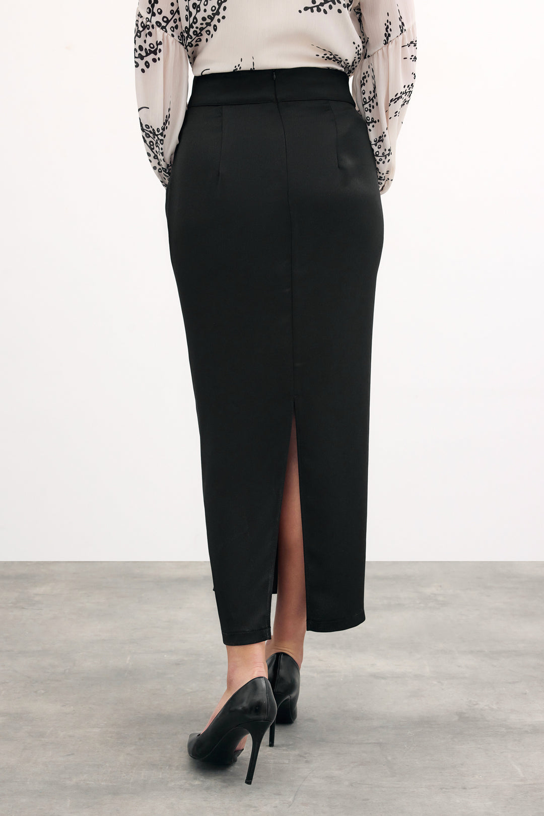 Sateen Jupe longue avec accessoire doré - Noir
