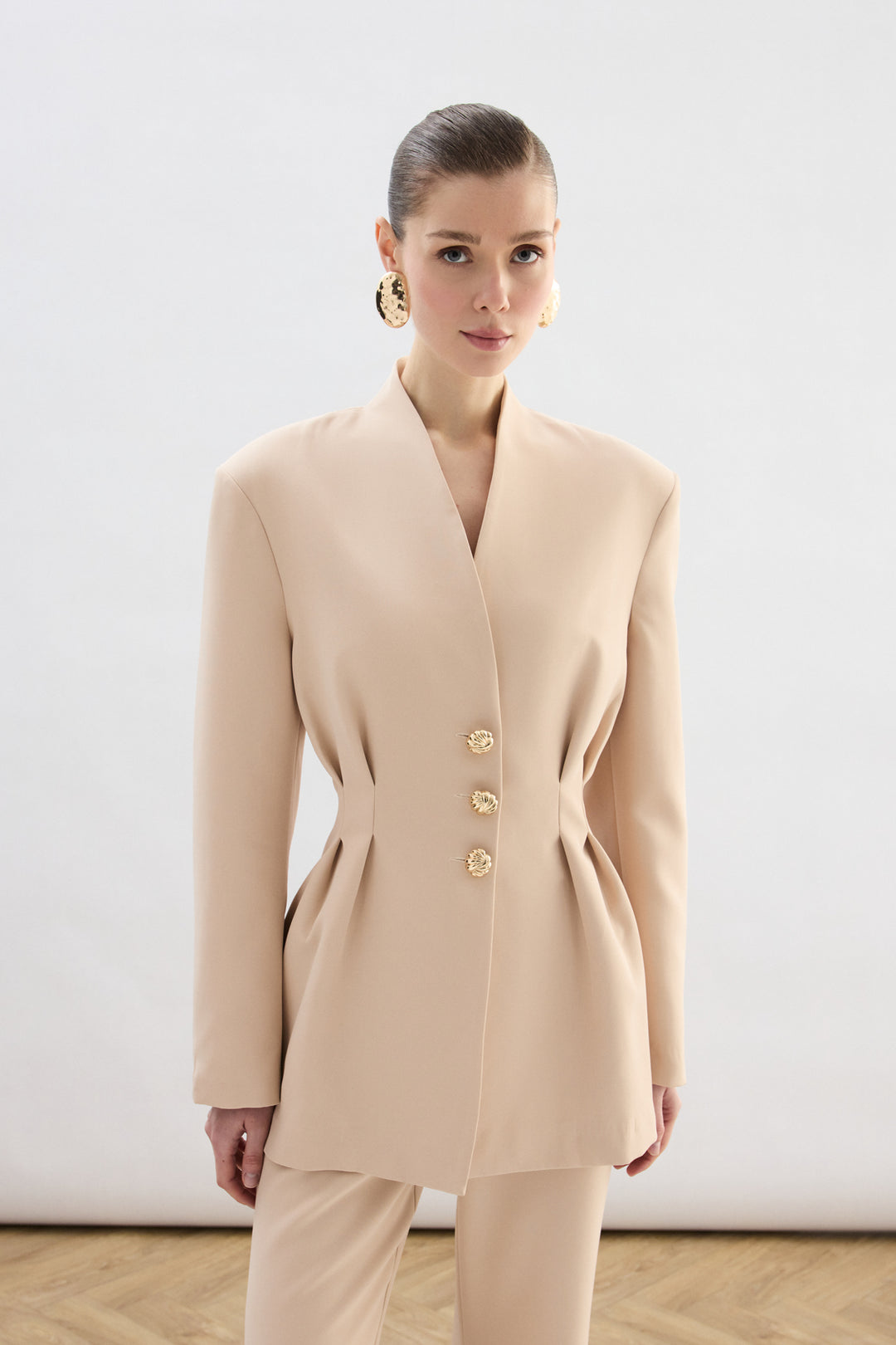 Sateen Veste Longue à Boutons Dorés - Beige