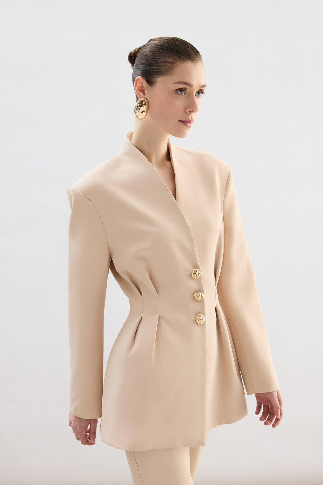 Sateen Veste Longue à Boutons Dorés - Beige
