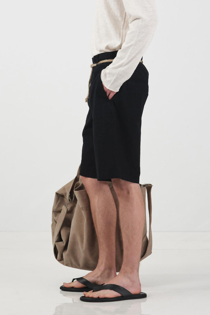 Giesto Short en lin noir plissé avec ceinture en osier - Noir