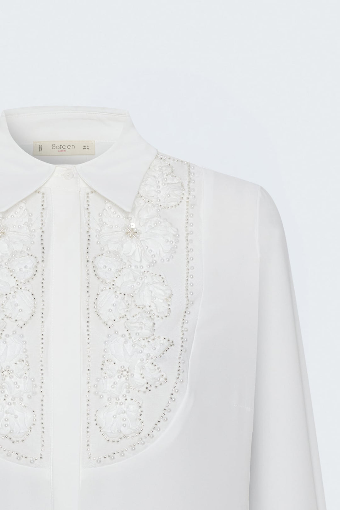 Sateen Chemise classique avec détail de broderie - Écru