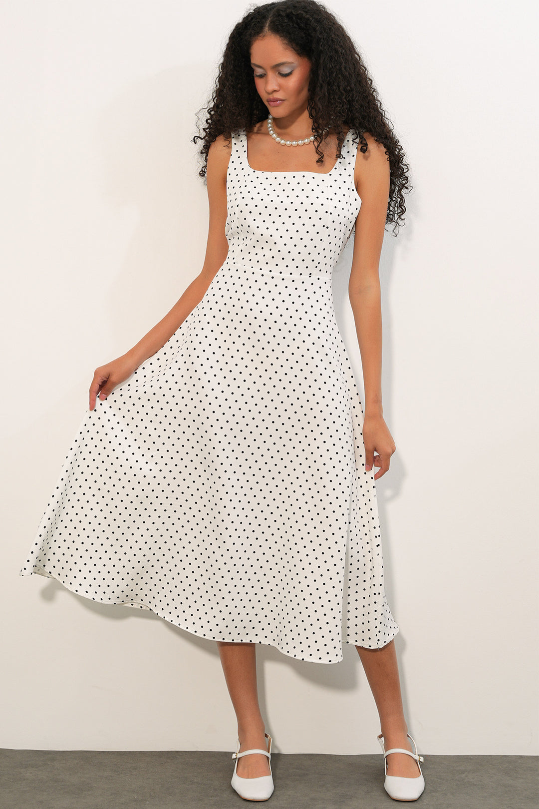 Bigdart Robe à bretelles à pois 2611 - Blanc