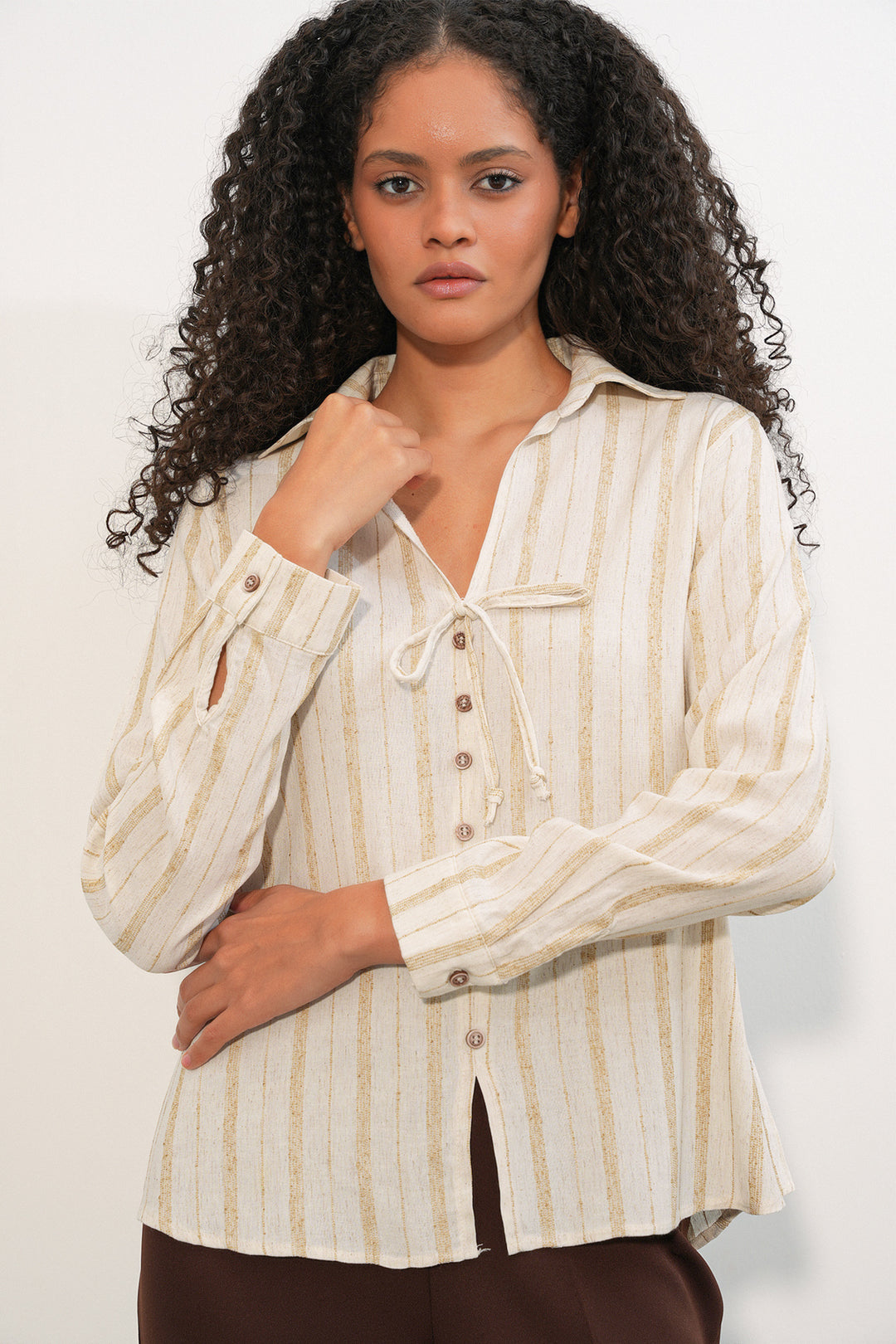 Bigdart Chemise en lin à rayures avec lacets pour femmes 995 - Écru