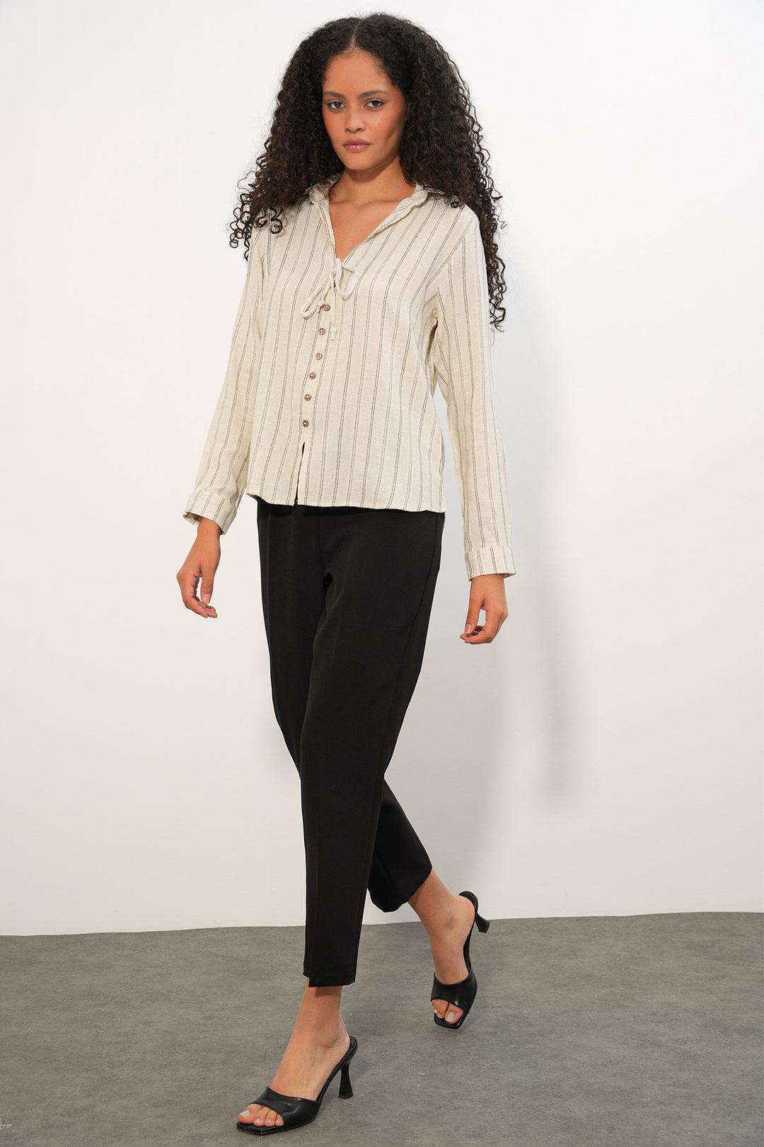 Bigdart Chemise en lin à rayures avec lacets pour femmes 995 - Crème
