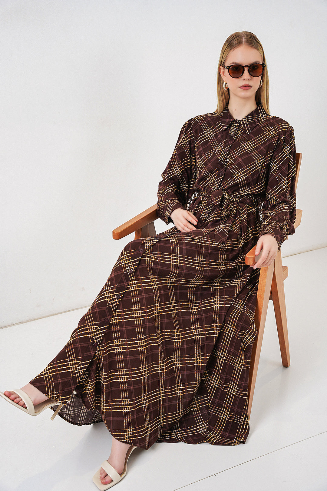 Bigdart Robe longue de hijab à boutons 2588 - Marron