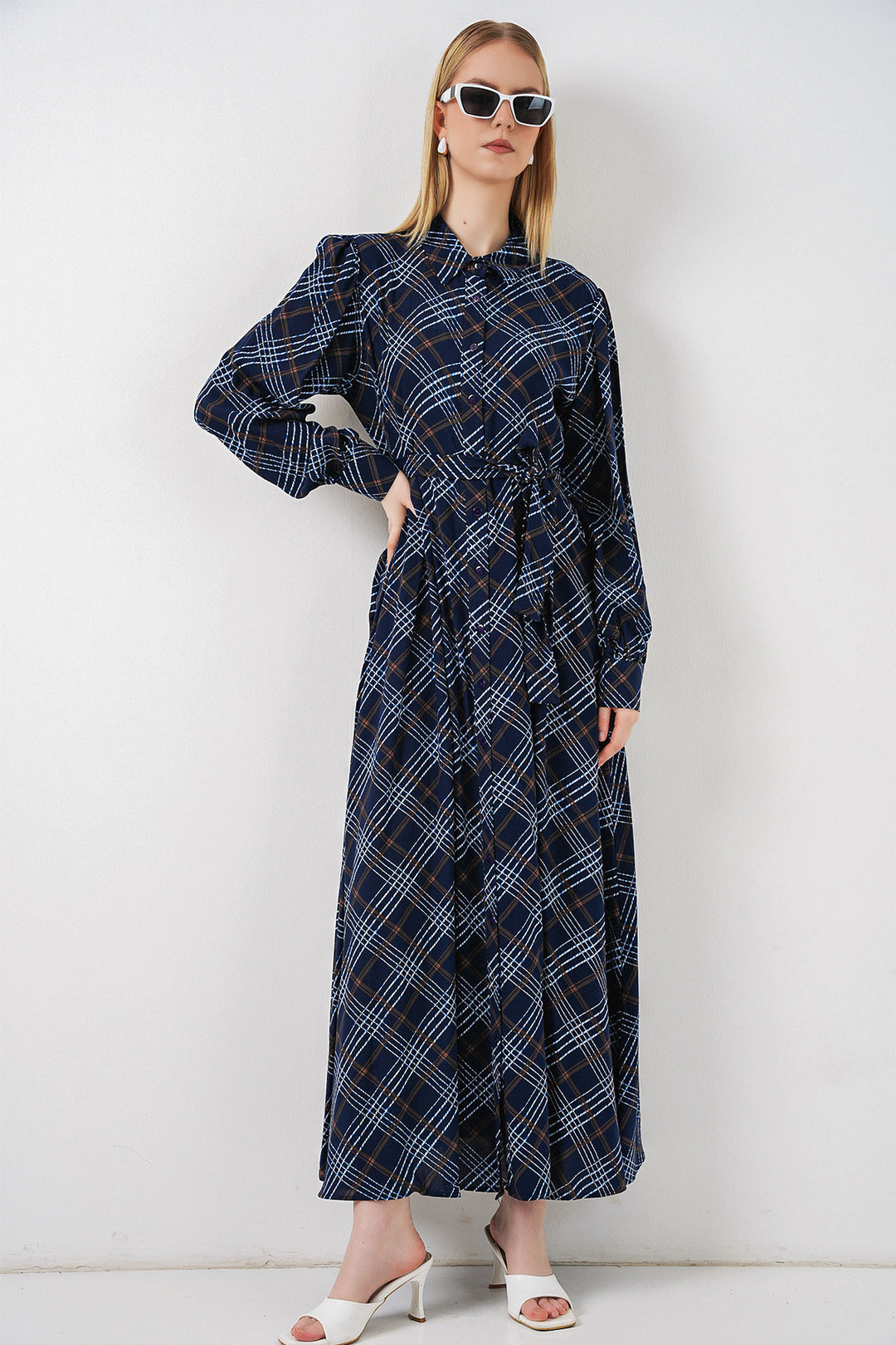 Bigdart Robe longue de hijab à boutons 2588 - Bleu marine