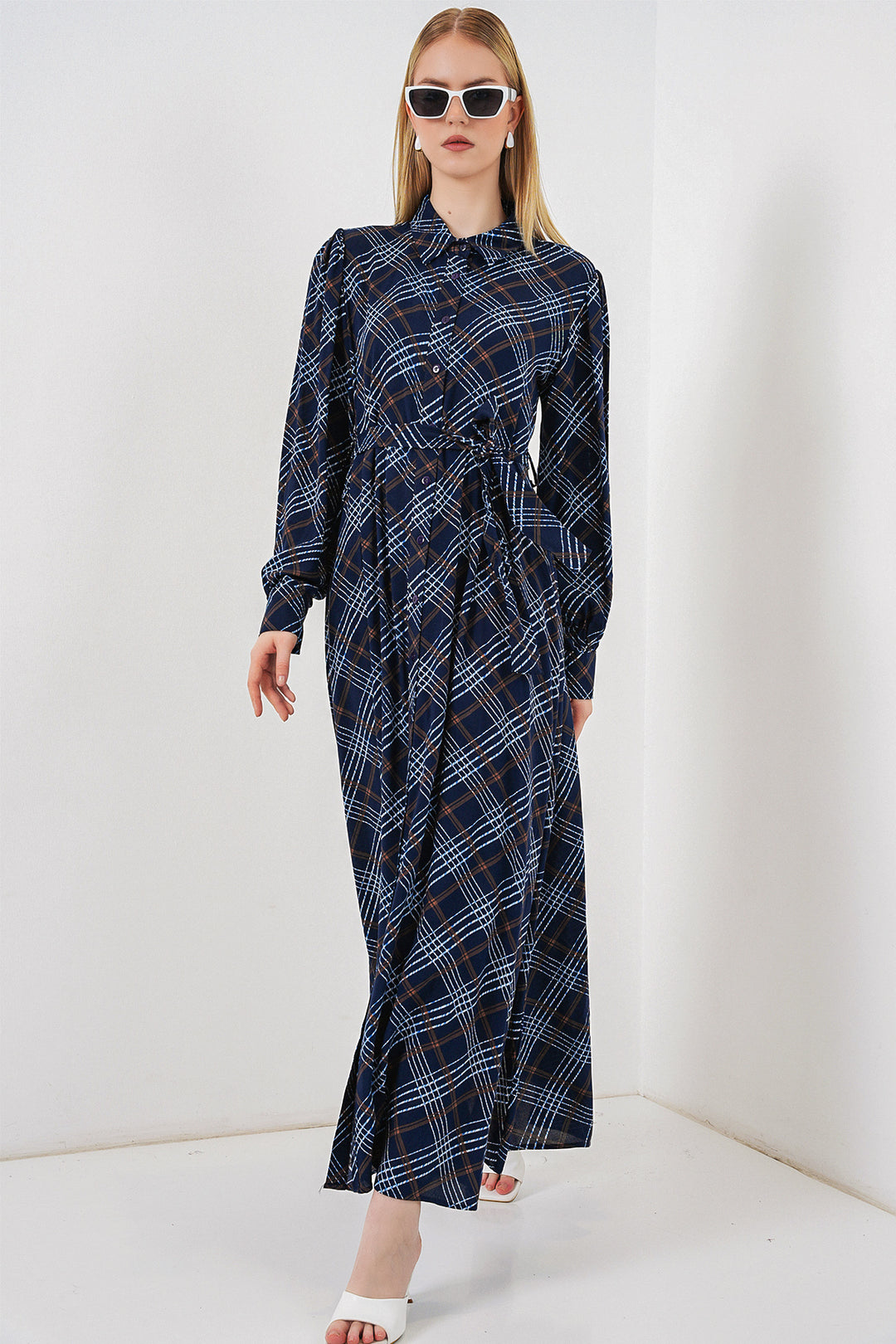 Bigdart Robe longue de hijab à boutons 2588 - Bleu marine