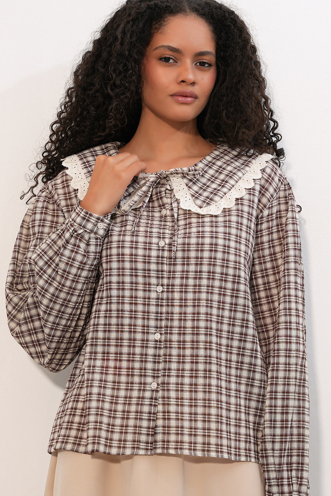 Bigdart Chemise à col en dentelle à carreaux pour femme 20387 - Marron