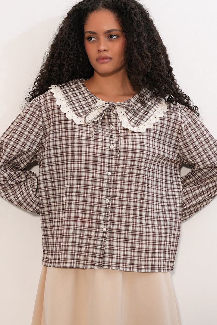 Bigdart Chemise à col en dentelle à carreaux pour femme 20387 - Marron