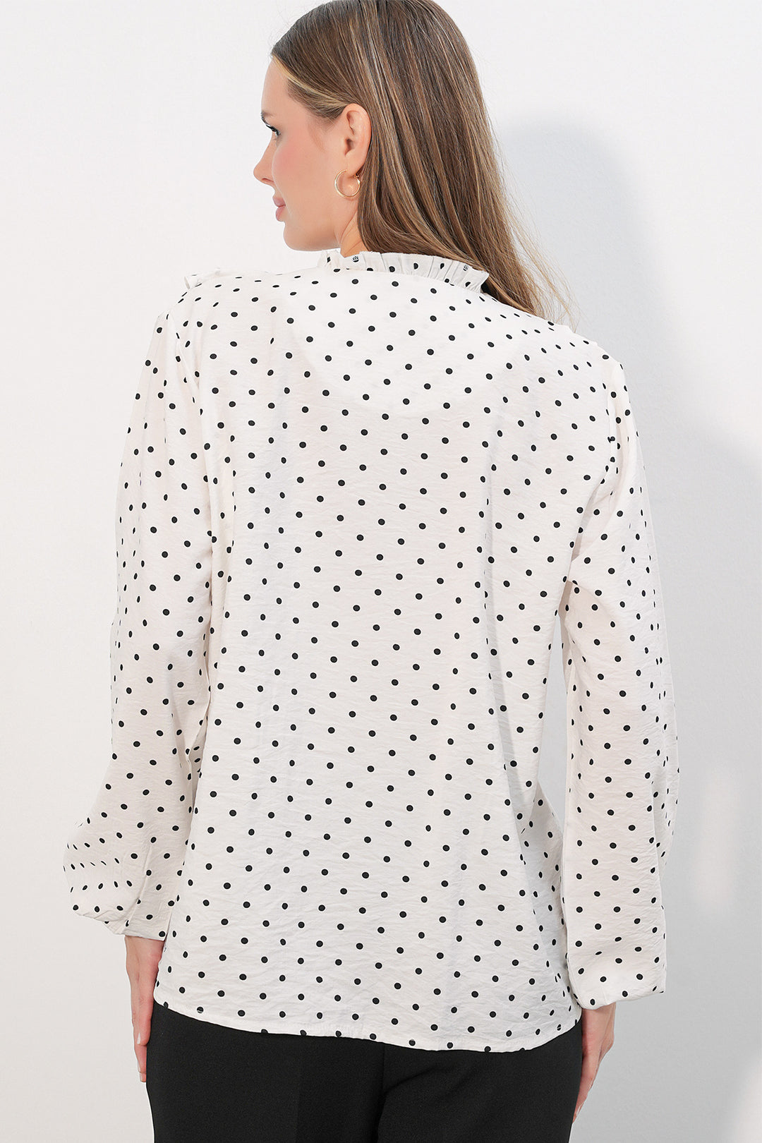 Bigdart Chemise à pois à longues manches avec volants femme 40031 - a.Blanc