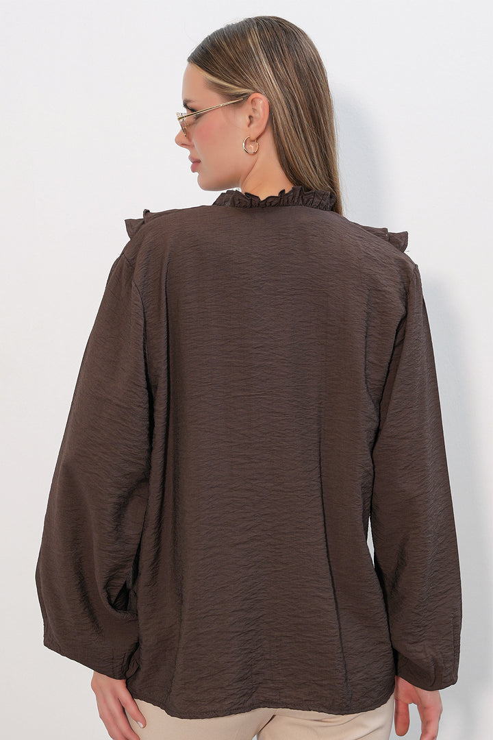 Bigdart Chemise à longues manches avec volants femme 40031 - Marron