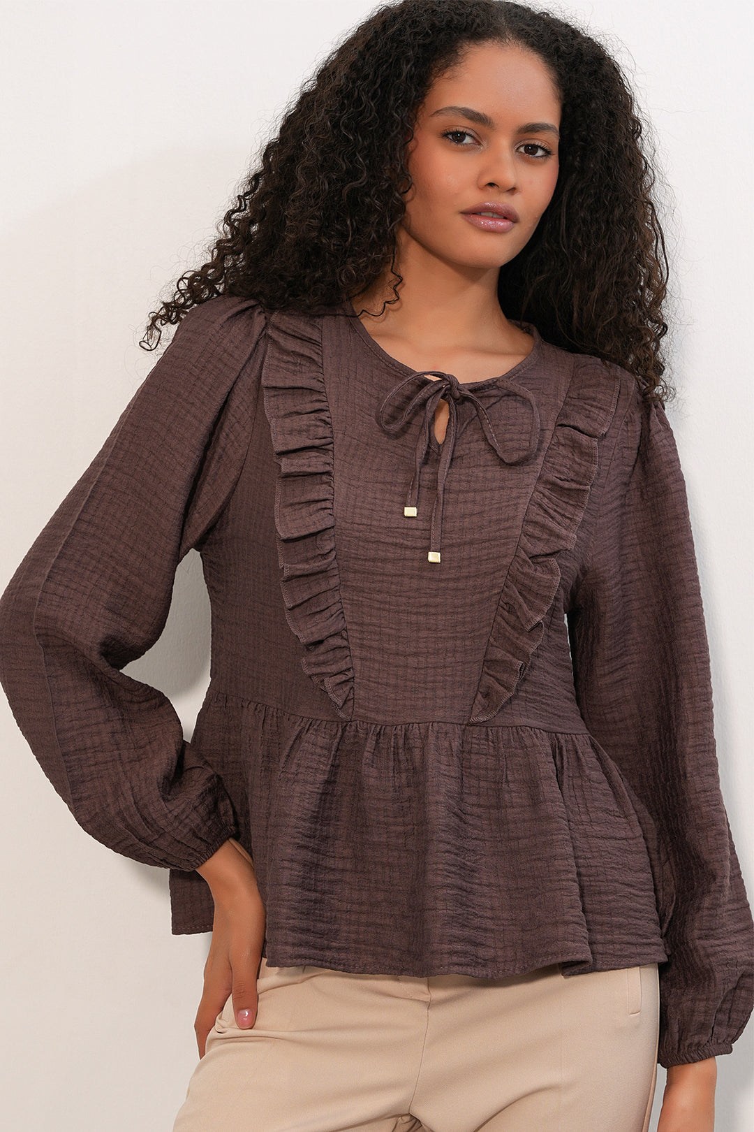 Bigdart Blouse à lacets et volants 999 pour femme - Marron