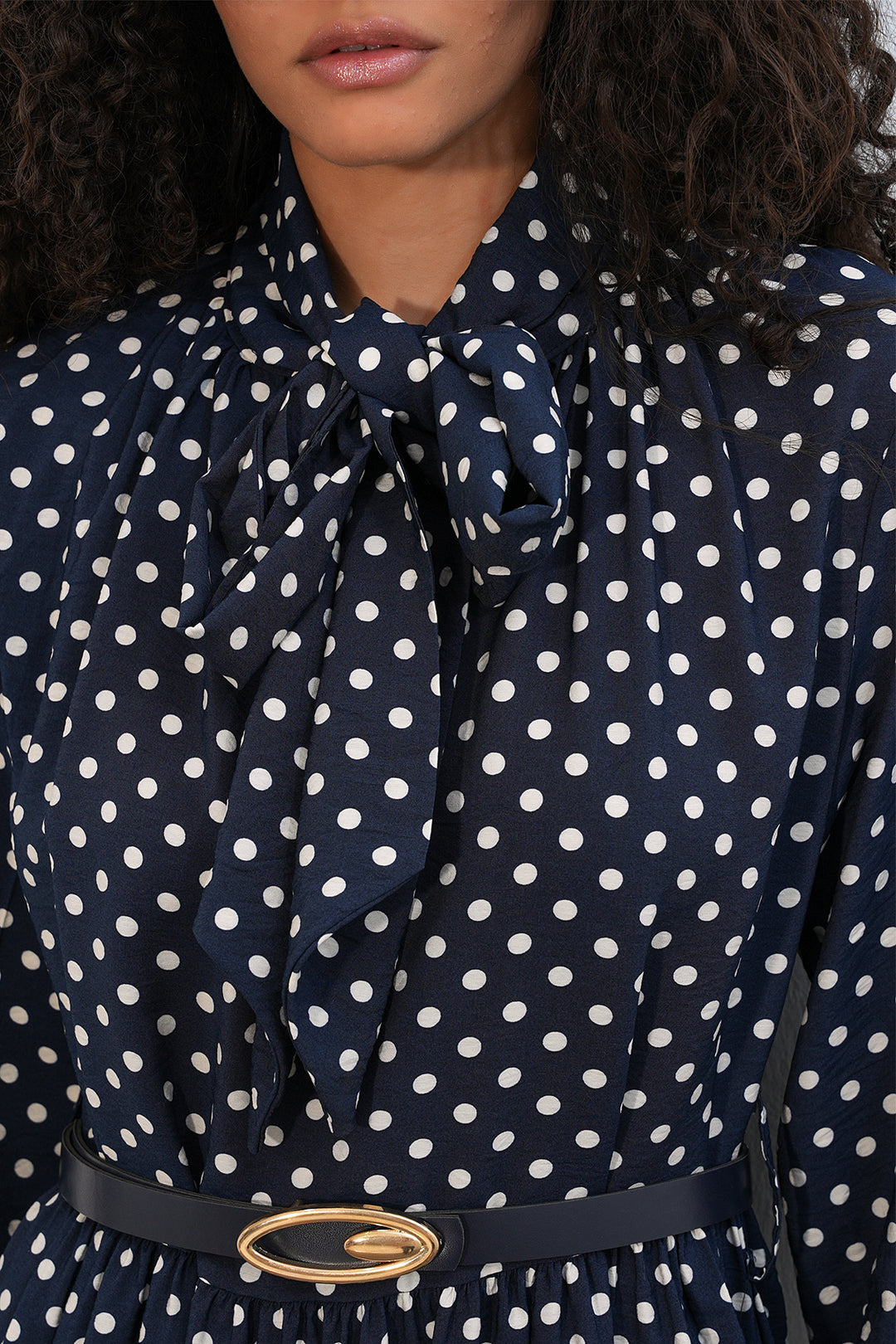 Bigdart Robe de hijab à pois avec ceinture 2613 - Bleu marine